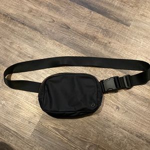 Lululemon Everywhere Bag - well loved